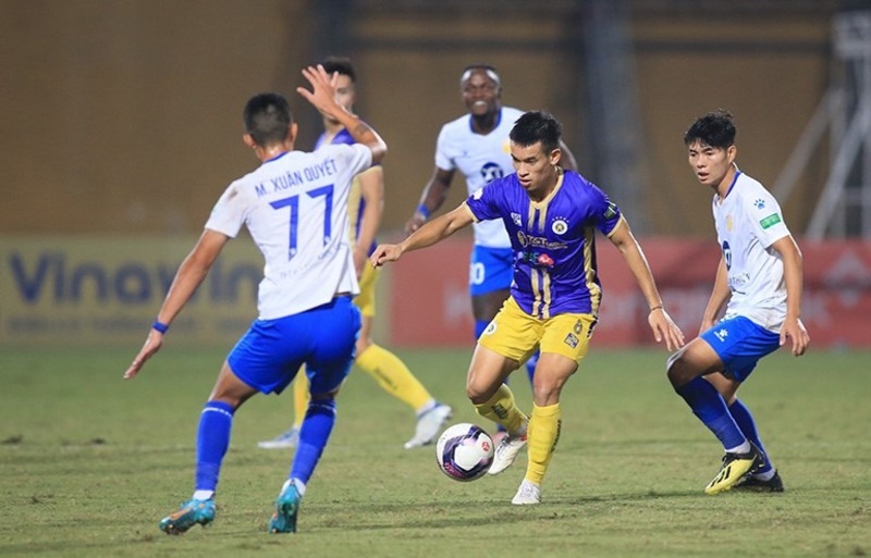 Hải Phòng sẽ gặp khó trên sân của Hà Nội. nhan-dinh-soi-keo-ha-noi-vs-hai-phong-luc-19h15-ngay-7-2-2026-2